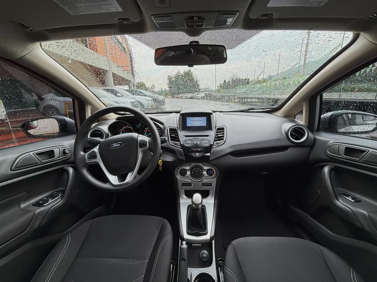 Ford Fiesta 1.6 Sportback 2019 Plateado