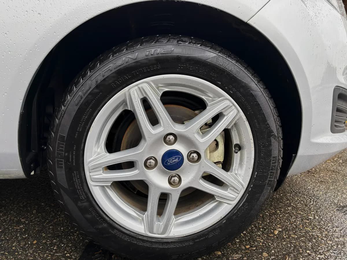 Ford Fiesta 1.6 Sportback 2019 Plateado