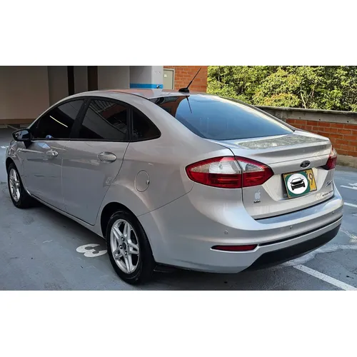 Ford Fiesta 2017 Plateado Sabaneta
