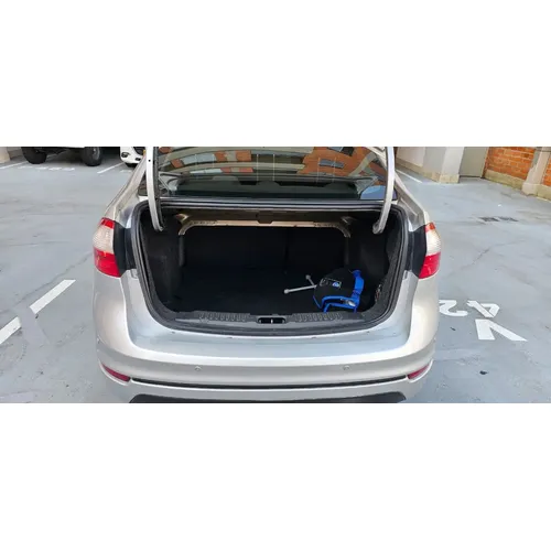 Ford Fiesta 2017 Plateado Sabaneta