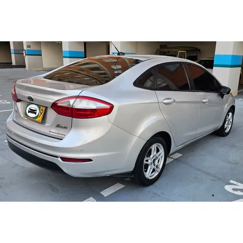 Ford Fiesta 2017 Plateado Sabaneta