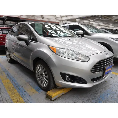Ford Fiesta Titanium 2014 Plateado Bogotá
