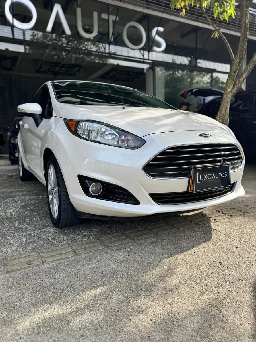 Ford Fiesta 1.6 Sportback Titanium Blanco