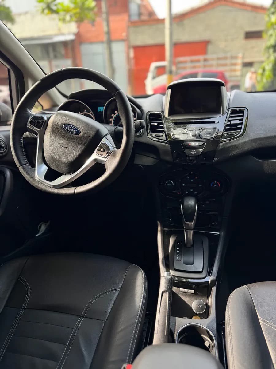 Ford Fiesta 1.6 Sportback Titanium Blanco
