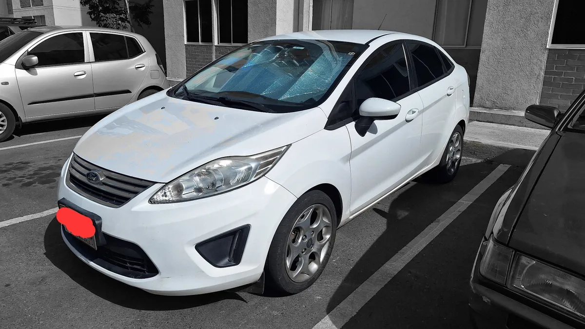 Ford Fiesta SE 2013 Blanco Los Patios