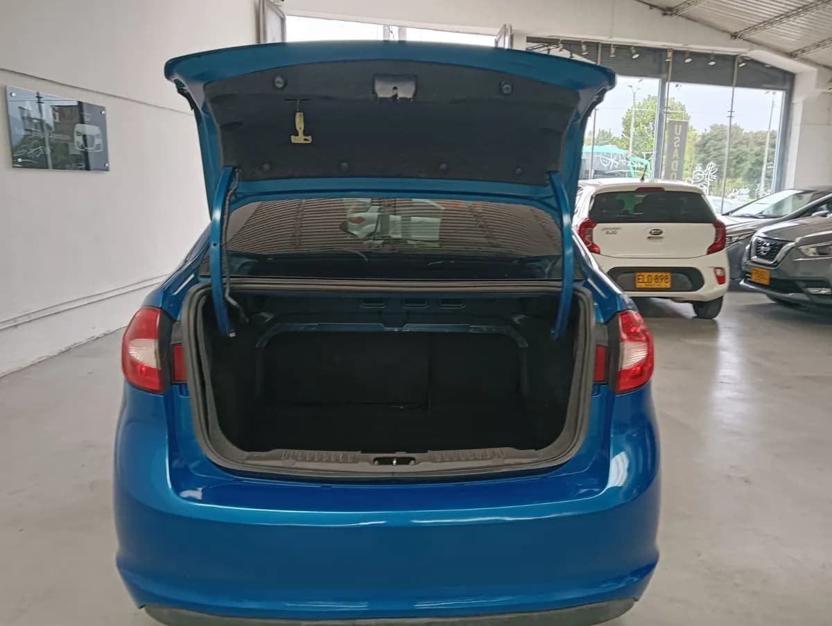 Ford Fiesta Sportback 1.6 2011 Azul