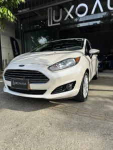 Ford Fiesta Titanium 2019 Blanco Medellín