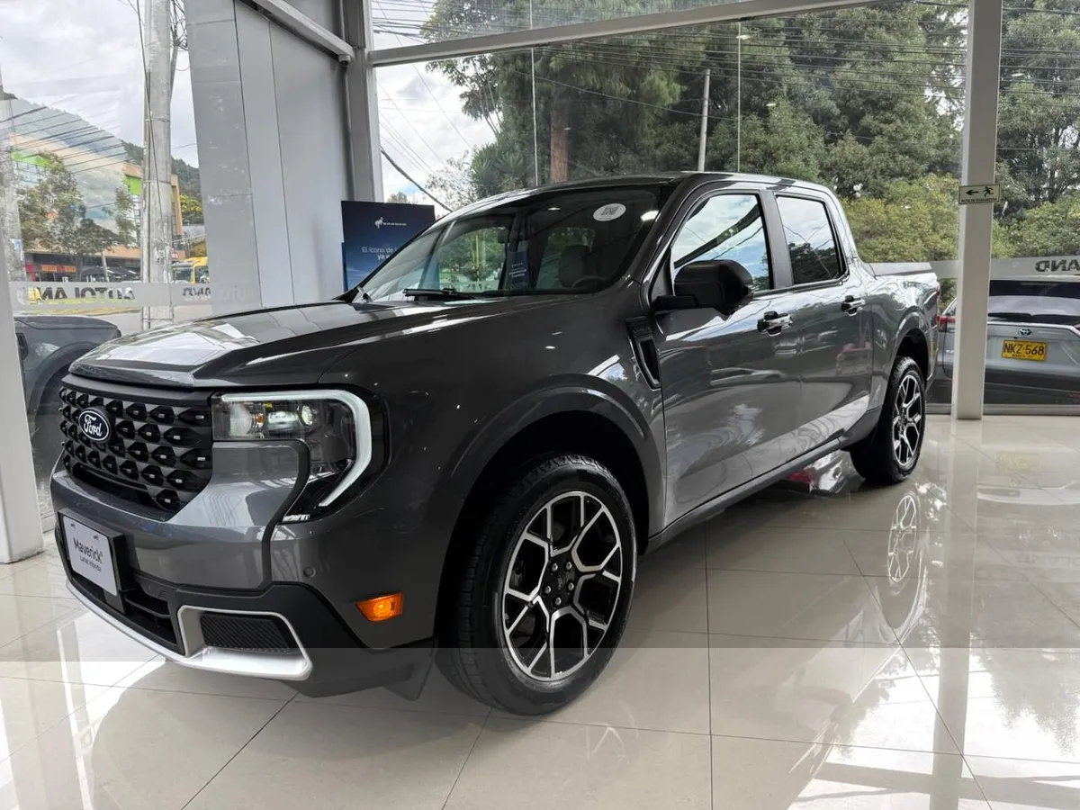 Ford Maverick 2025 Gris Bogotá