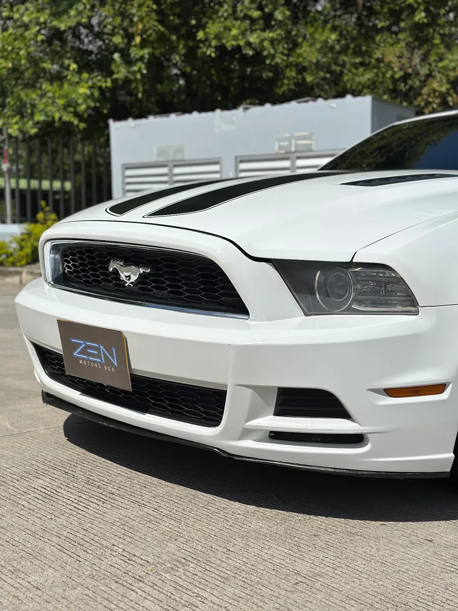 Ford Mustang 2014 Blanco Bucaramanga
