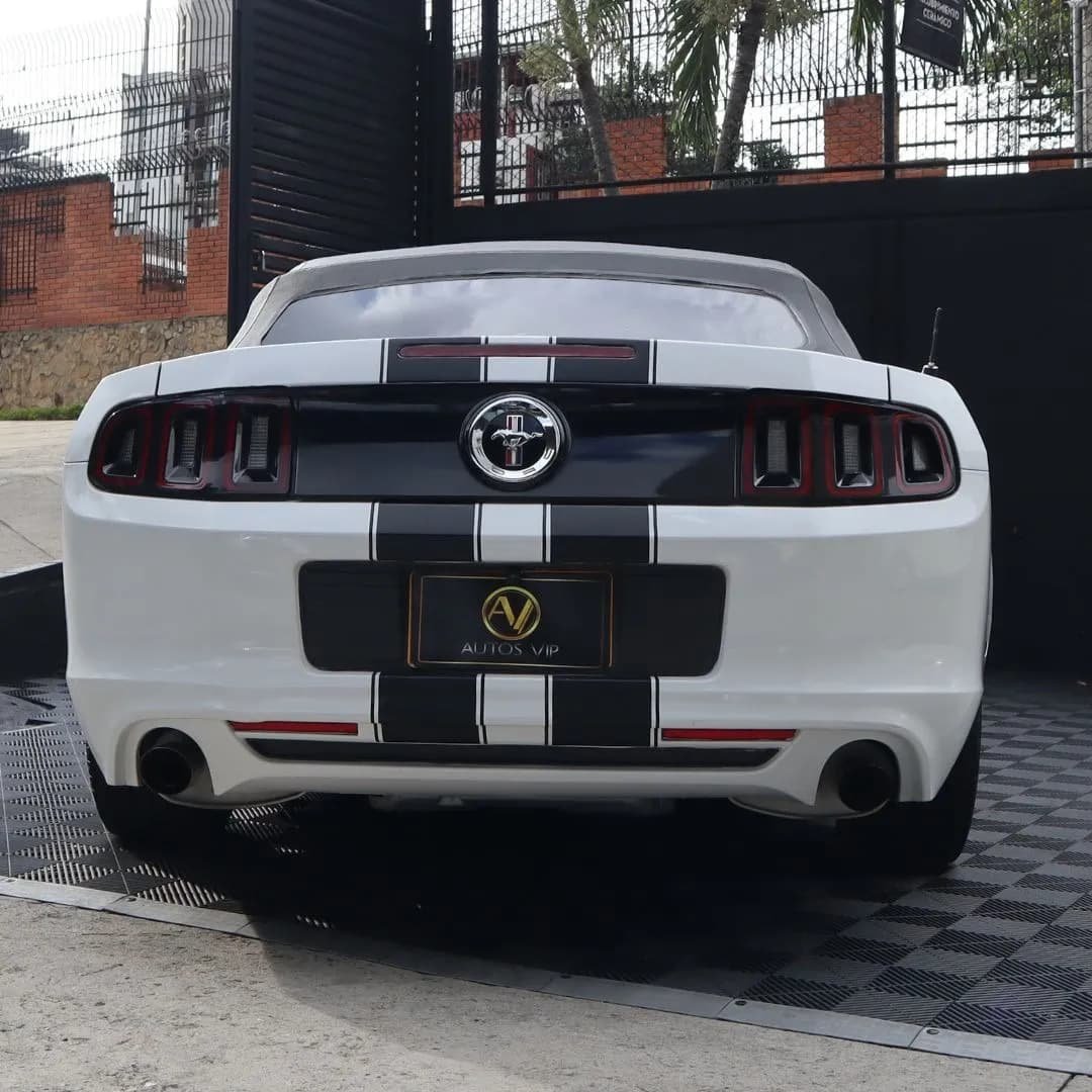Ford Mustang 3.7 V6 Convertible 2014 Blanco