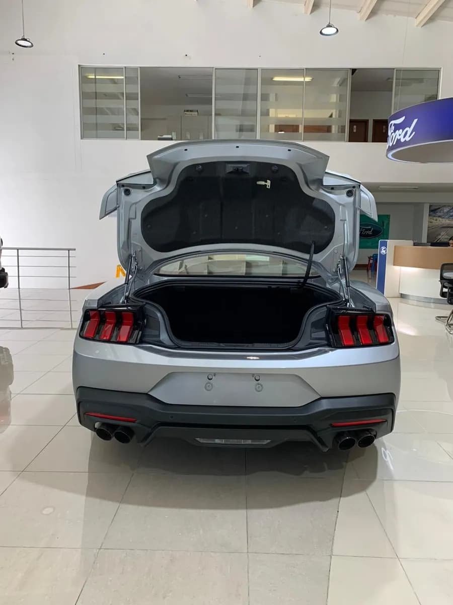Ford Mustang 5.0 GT Premium 2025 Plata