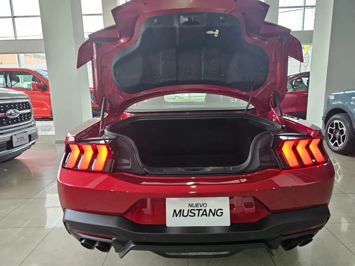 Ford Mustang 5.0 Gt Premium 2025 Rojo