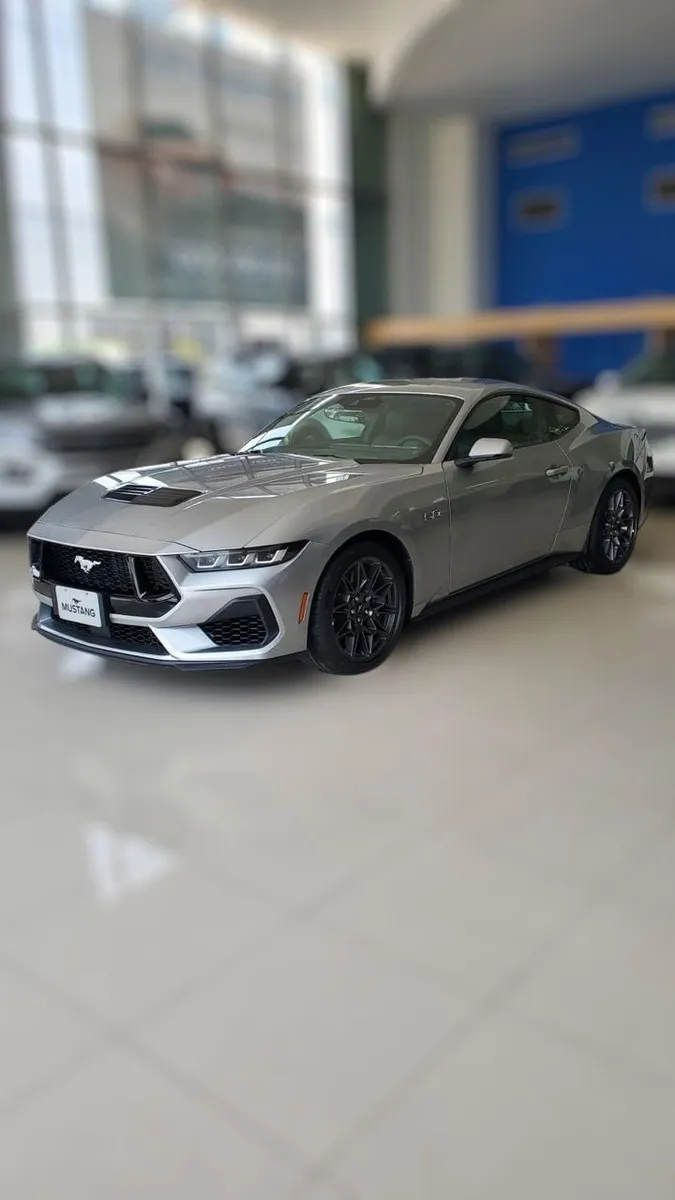 Ford Mustang GT 2025 Gris Bogotá