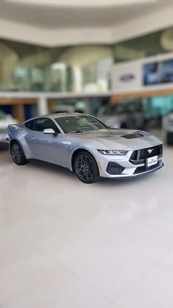 Ford Mustang GT 2025 Gris Bogotá
