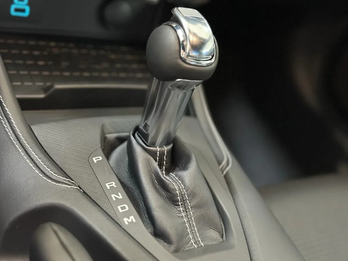 Ford Mustang GT 2025 Gris Bogotá