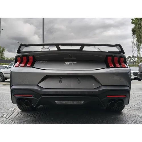 Ford Mustang GT 2025 Gris Bogotá