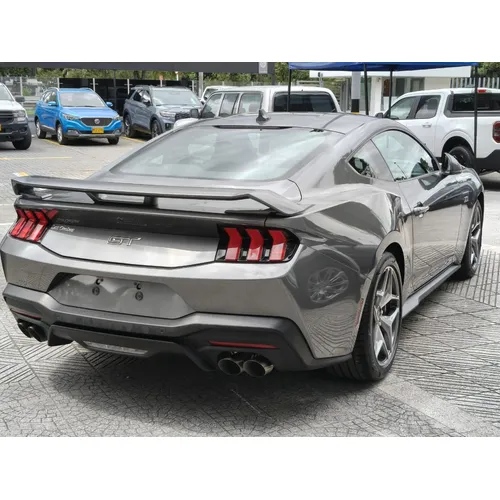 Ford Mustang GT 2025 Gris Bogotá