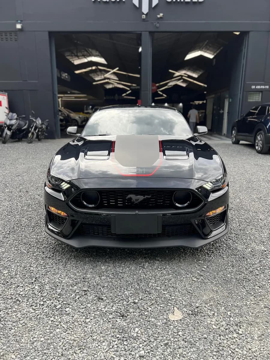 Ford Mustang Mach 1 2021 Negro