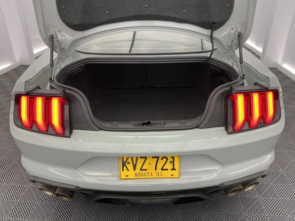 Ford Mustang Mach 1 2021 blindado Gris