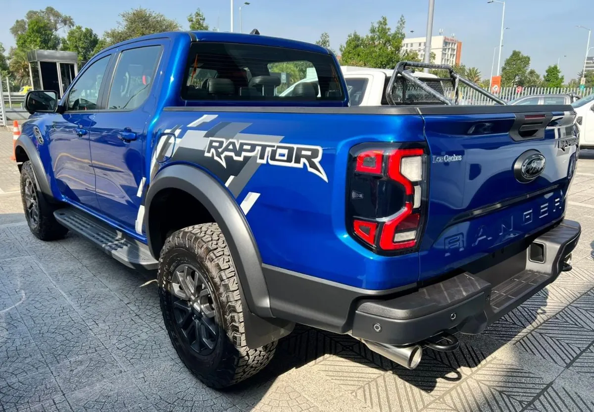 Ford Ranger 2024 Azul Medellín
