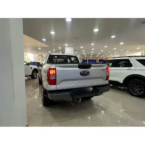 Ford Ranger 2026 Gris Bogotá