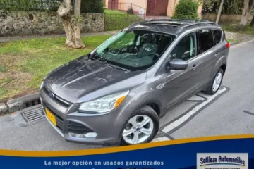 Ford Titanium 4x4 2.0 Techo Cuero