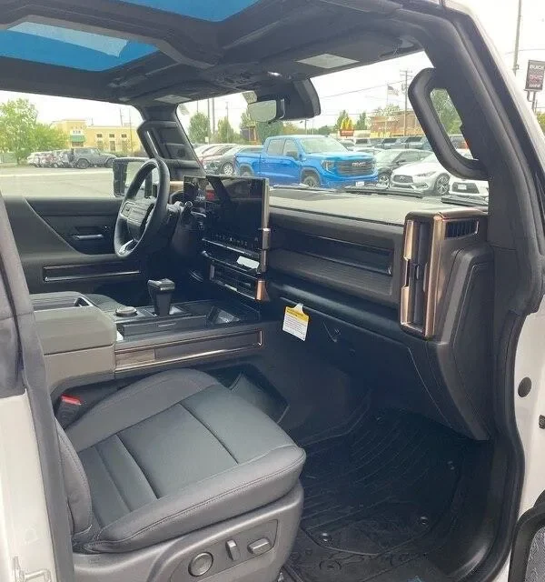 GMC Hummer HEV 3X 2025 blanco9