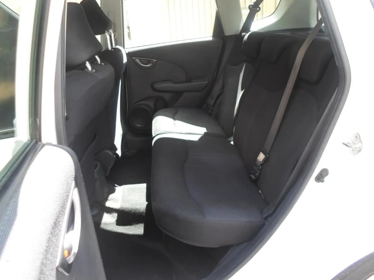 Honda Fit 2011 versión I-VTEC AT FE Blanco