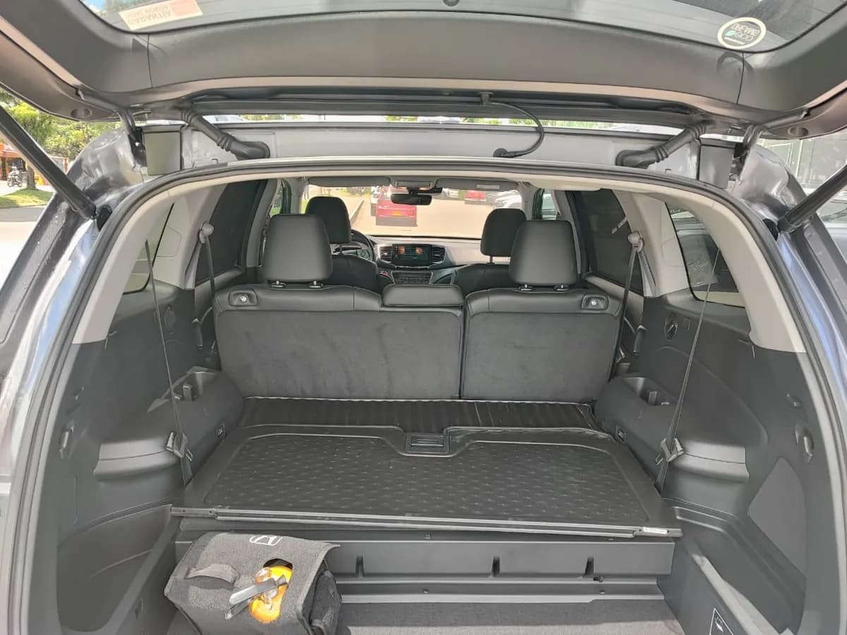 Honda Pilot 3.5 LX Prestige 2022 Gris