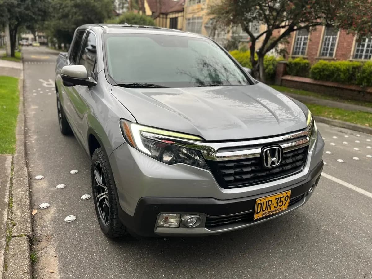 Honda Ridgeline 3.5 RTL-T 2017 Plata