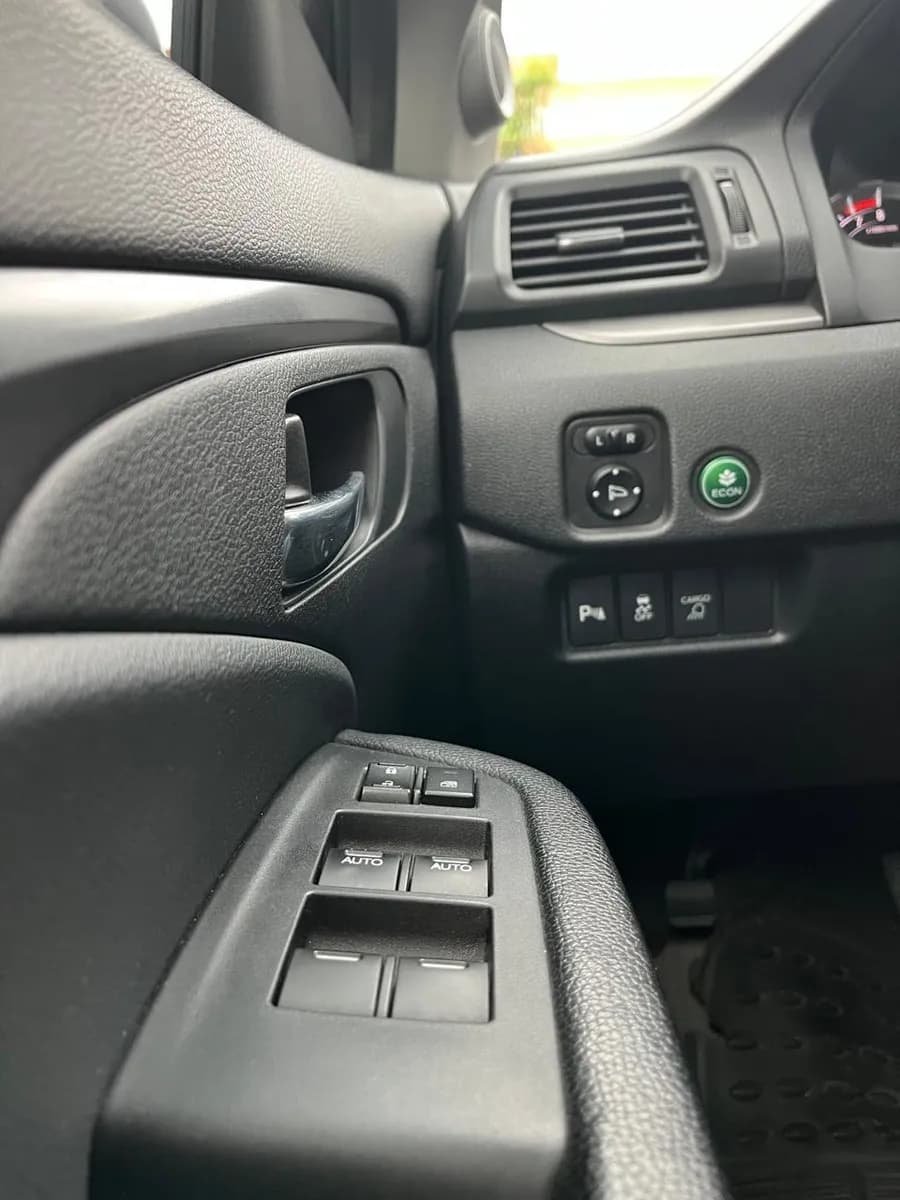 Honda Ridgeline 3.5 RTL-T 2017 Plata