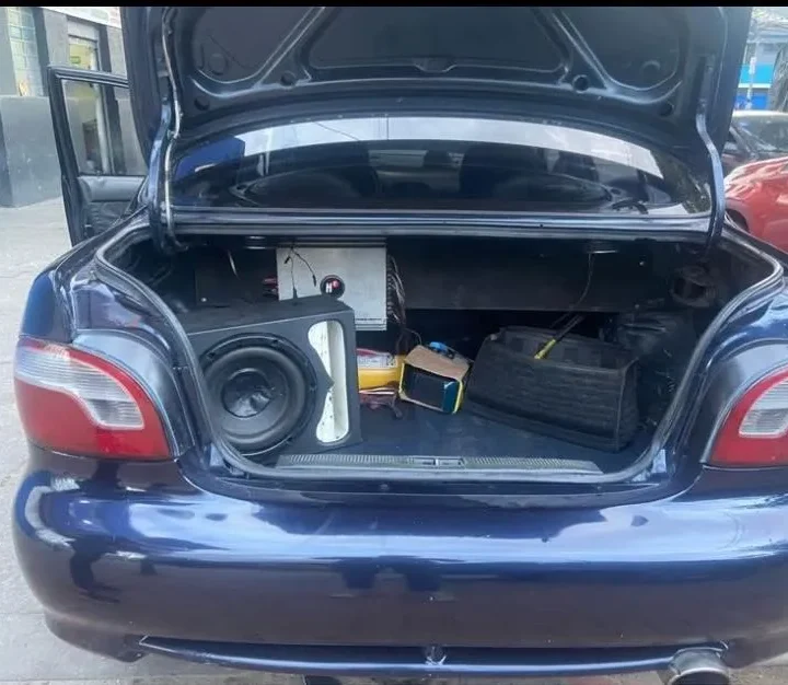 Hyundai Accent 1.3 Ls 4 p azul6