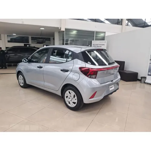 Hyundai Grand i10 2027 Plateado Bogotá