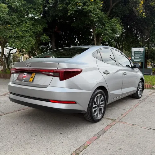 Hyundai HB20S 2024 Plateado Bogotá