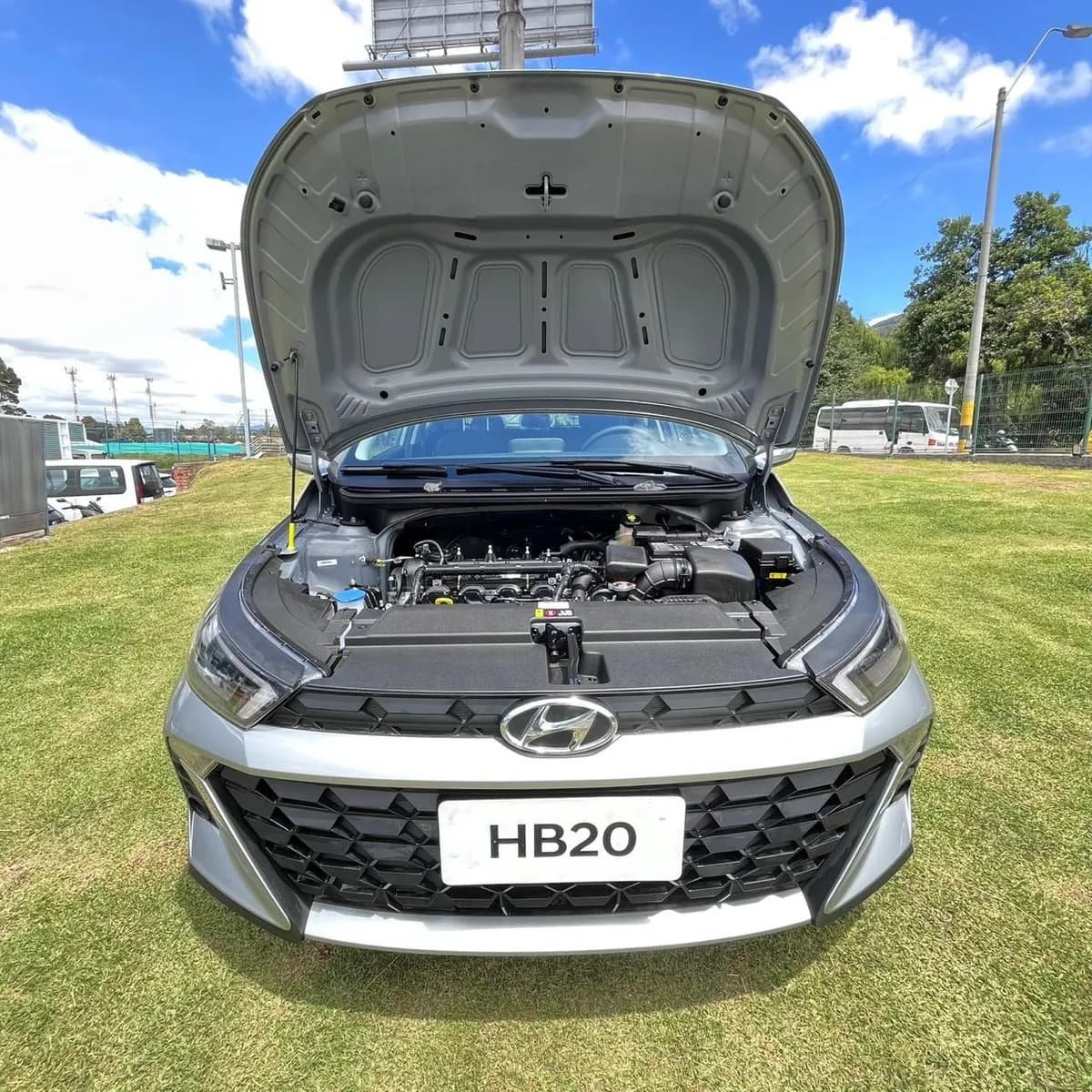 Hyundai Hb20 1.6 Premium 2026 Plateado