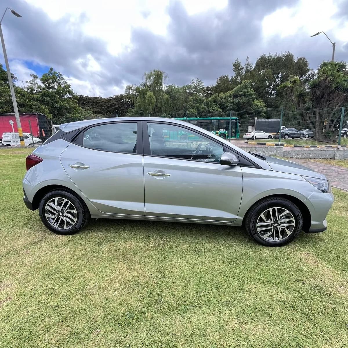 Hyundai Hb20 1.6 Premium 2026 Plateado