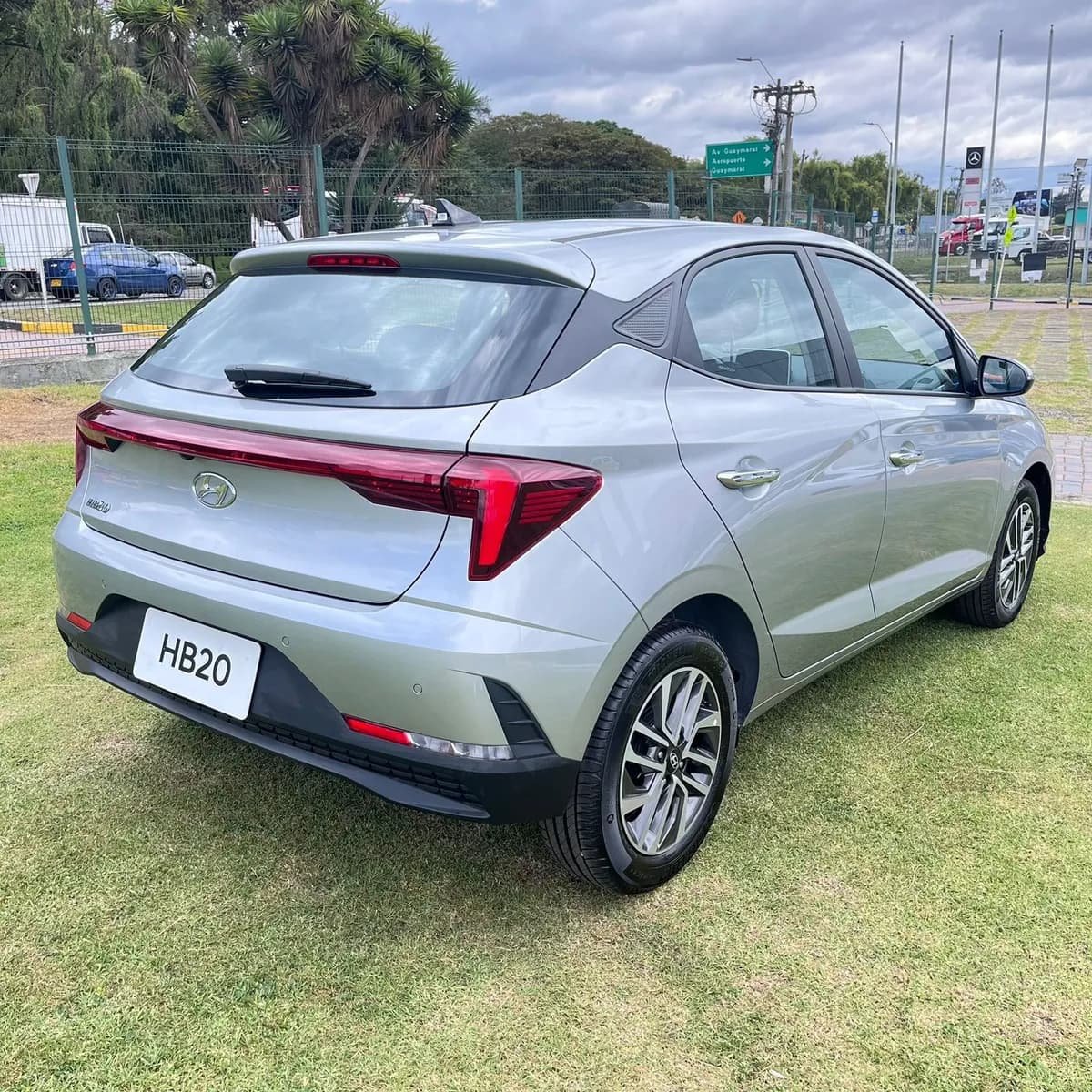 Hyundai Hb20 1.6 Premium 2026 Plateado