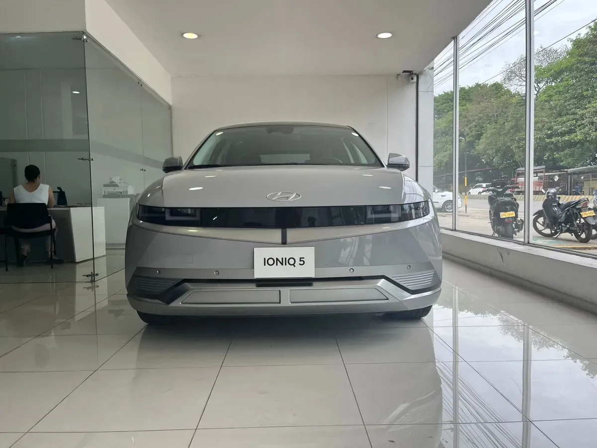 Hyundai Ioniq 5 2024 Plateado Neiva