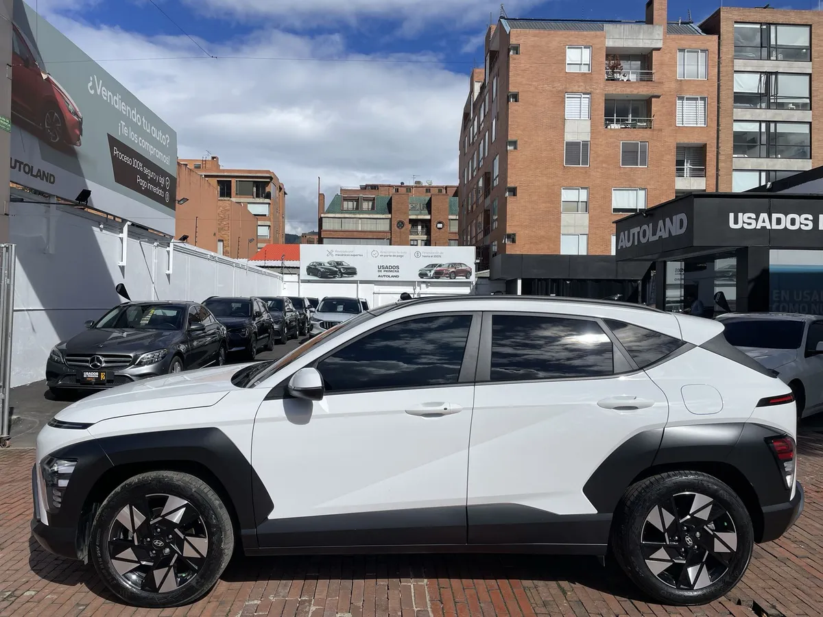 Hyundai Kona Hybrid 2025 Blanco Bogotá