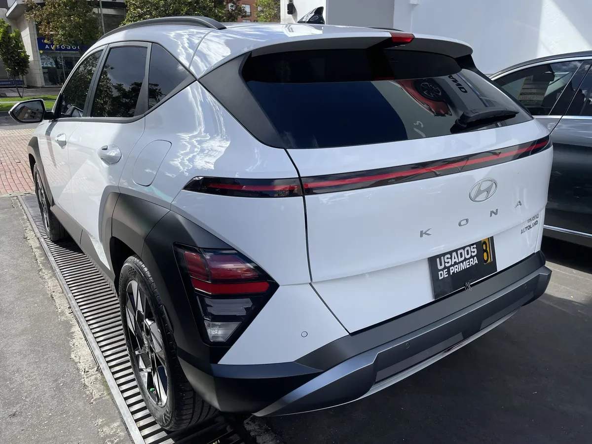 Hyundai Kona Hybrid 2025 Blanco Bogotá