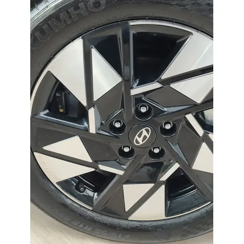 Hyundai Kona 2026 Gris Bogotá