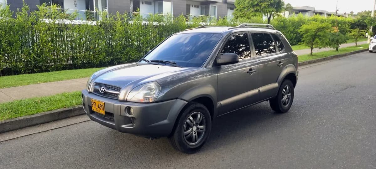Hyundai Tucson 2.0 Gl 4x2 2009 Gris