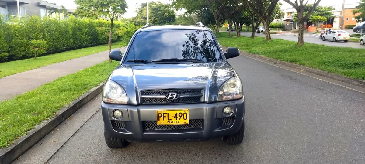 Hyundai Tucson 2.0 Gl 4x2 2009 Gris