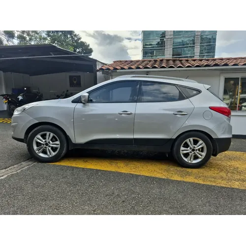 Hyundai Tucson 2011 Plateado Medellín