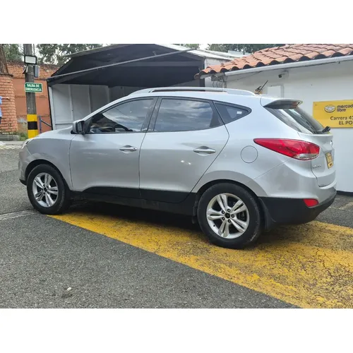 Hyundai Tucson 2011 Plateado Medellín