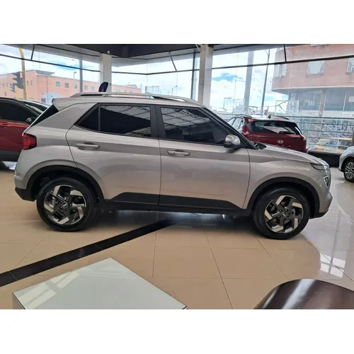 Hyundai Venue 2027 Gris Bogotá