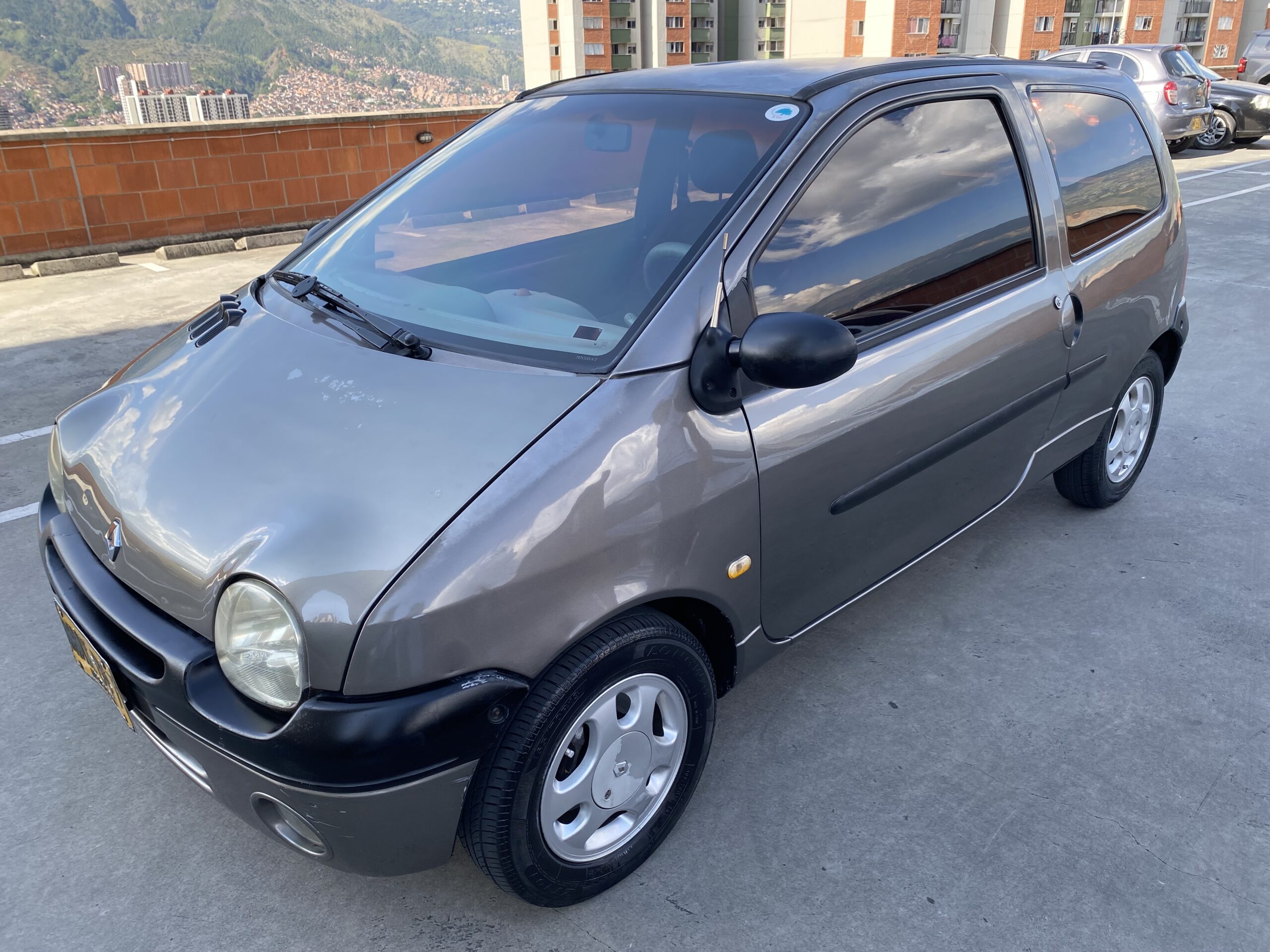 Renault Twingo 2003 Gris Bello