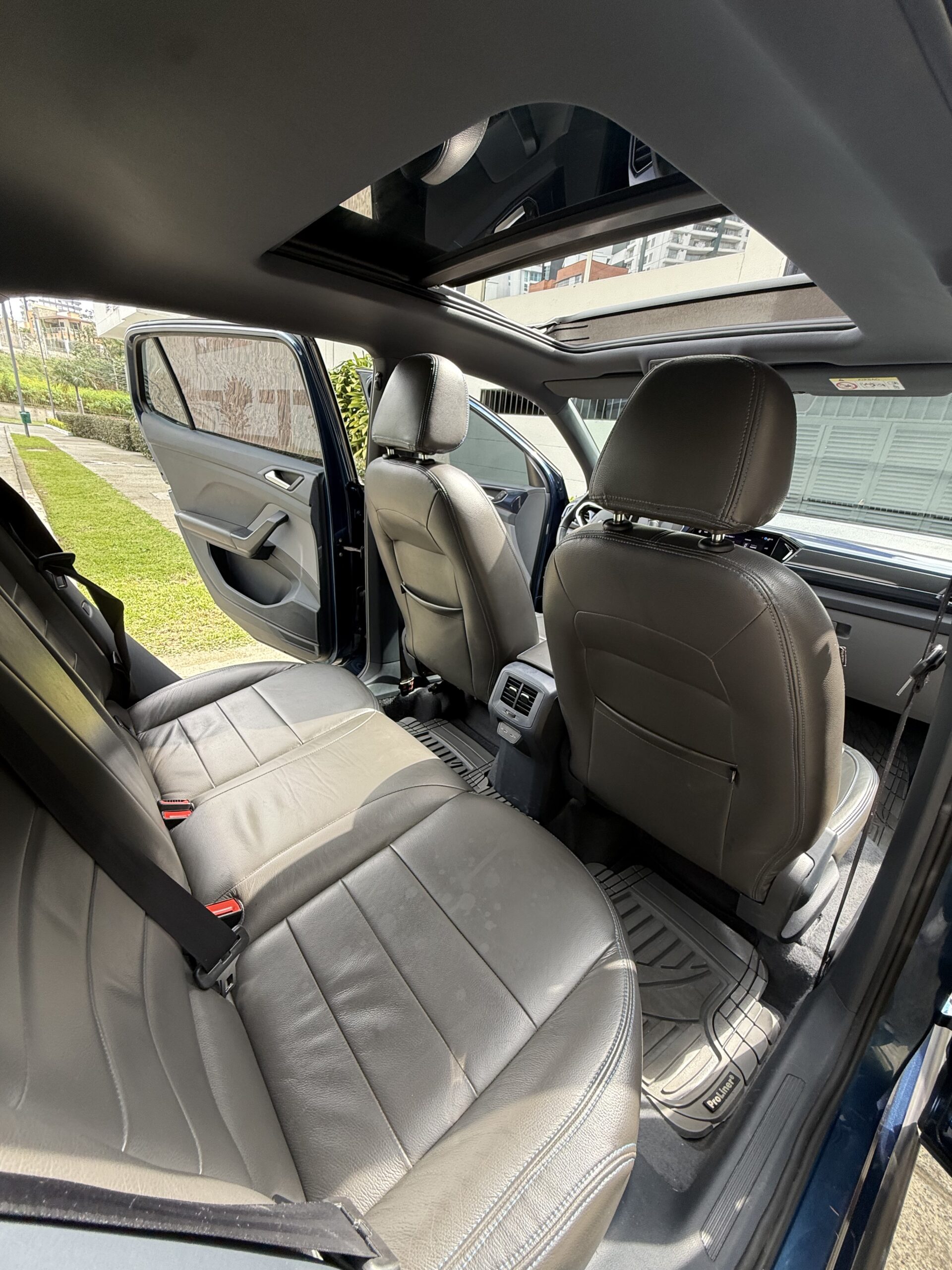 Volkswagen T-Cross 2024 Azul Armenia