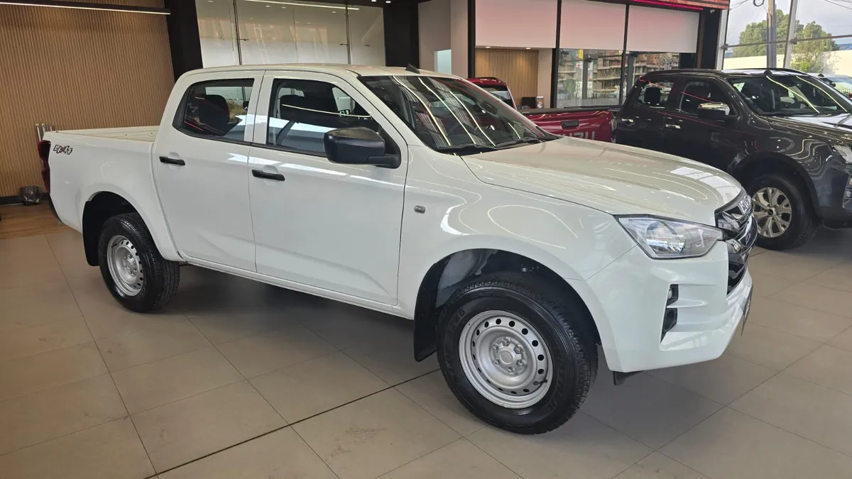 Isuzu Pickup Force 2025 Blanco Bogotá