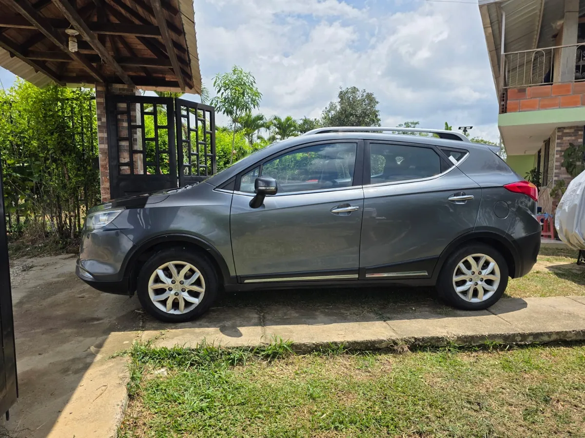 SUV JAC S3 2017 Gris Lebrija